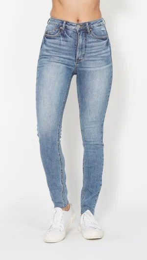 Judy Blue HW Tummy Control Vintage Shield Pockets Skinny Jeans