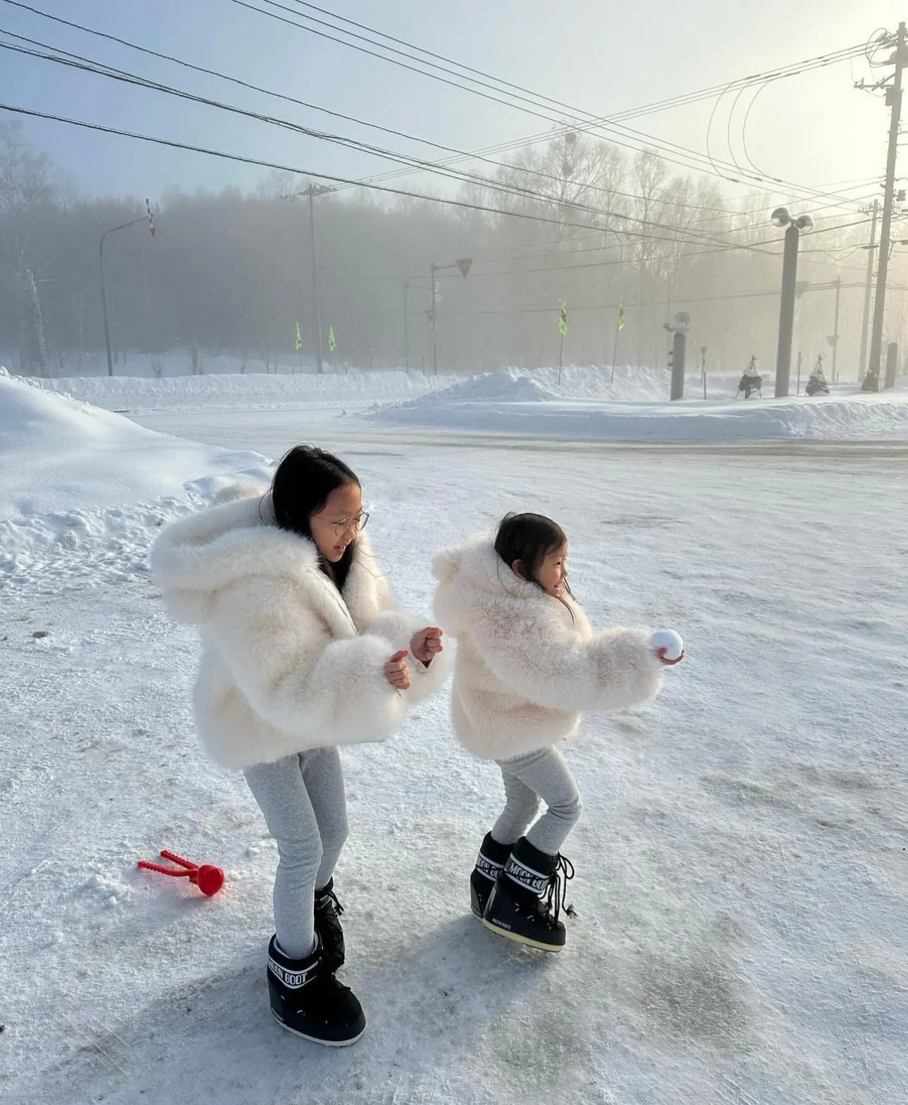MI LOVES SIGNATURE SYNTHETIC Little Bear Bomber jacket in Ivory.