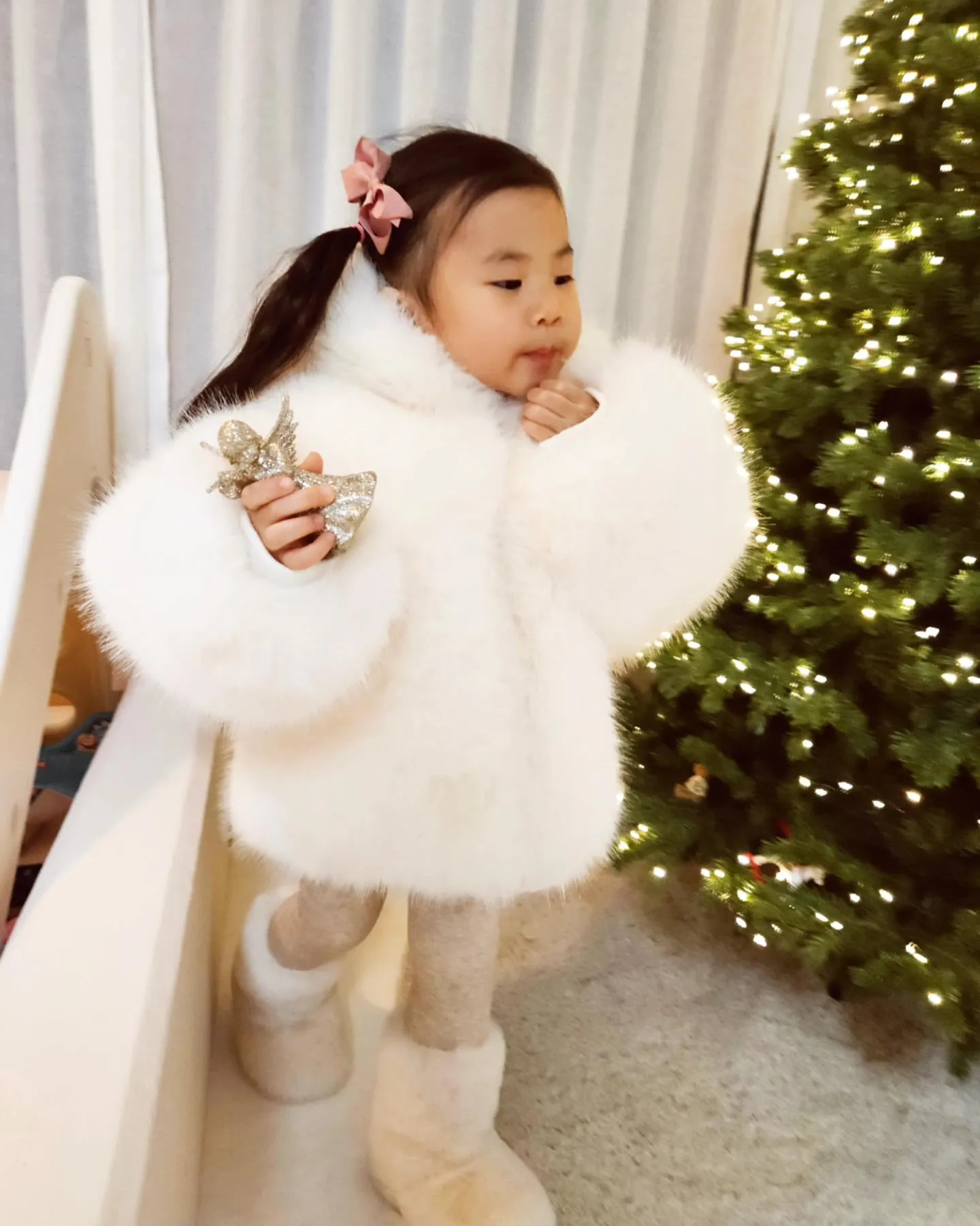 MI LOVES SIGNATURE SYNTHETIC Little Bear Bomber jacket in Ivory.