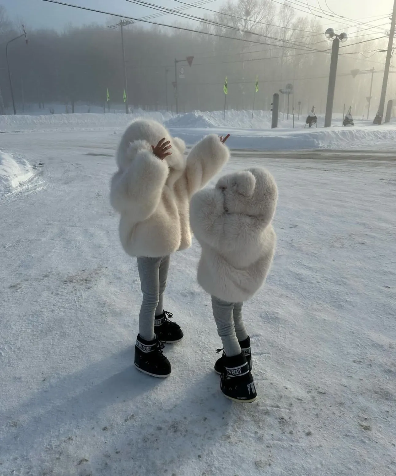 MI LOVES SIGNATURE SYNTHETIC Little Bear Bomber jacket in Ivory.