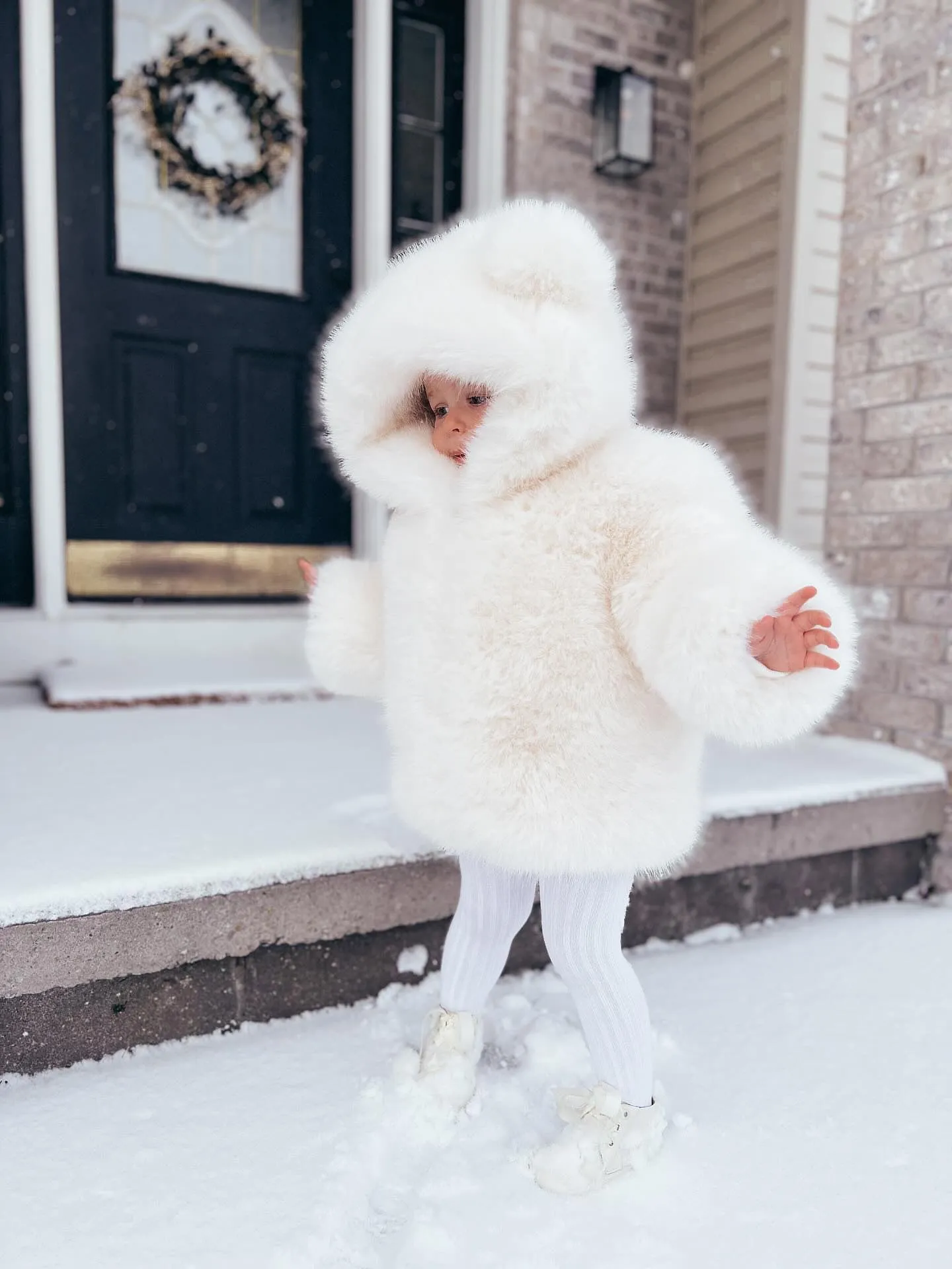 MI LOVES SIGNATURE SYNTHETIC Little Bear Bomber jacket in Ivory.