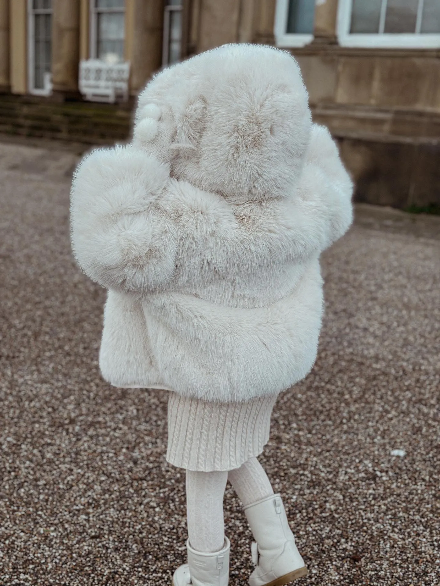 MI LOVES SIGNATURE SYNTHETIC Little Bear Bomber jacket in Ivory.