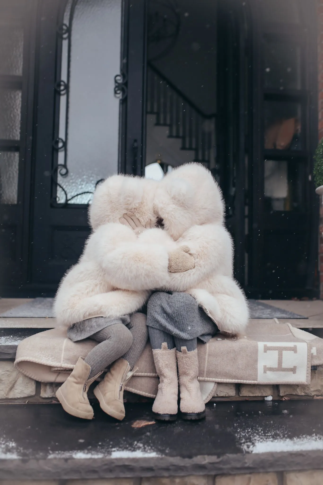 MI LOVES SIGNATURE SYNTHETIC Little Bear Bomber jacket in Ivory.